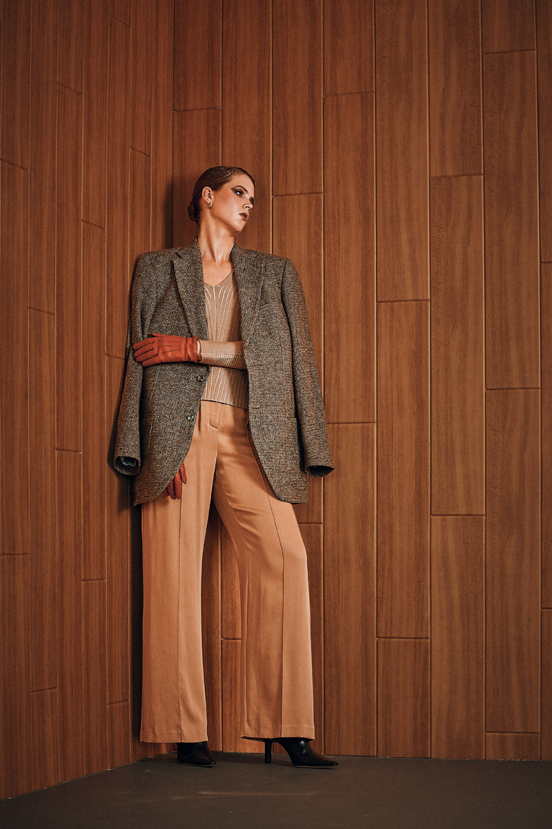 Model Annie — Editorial