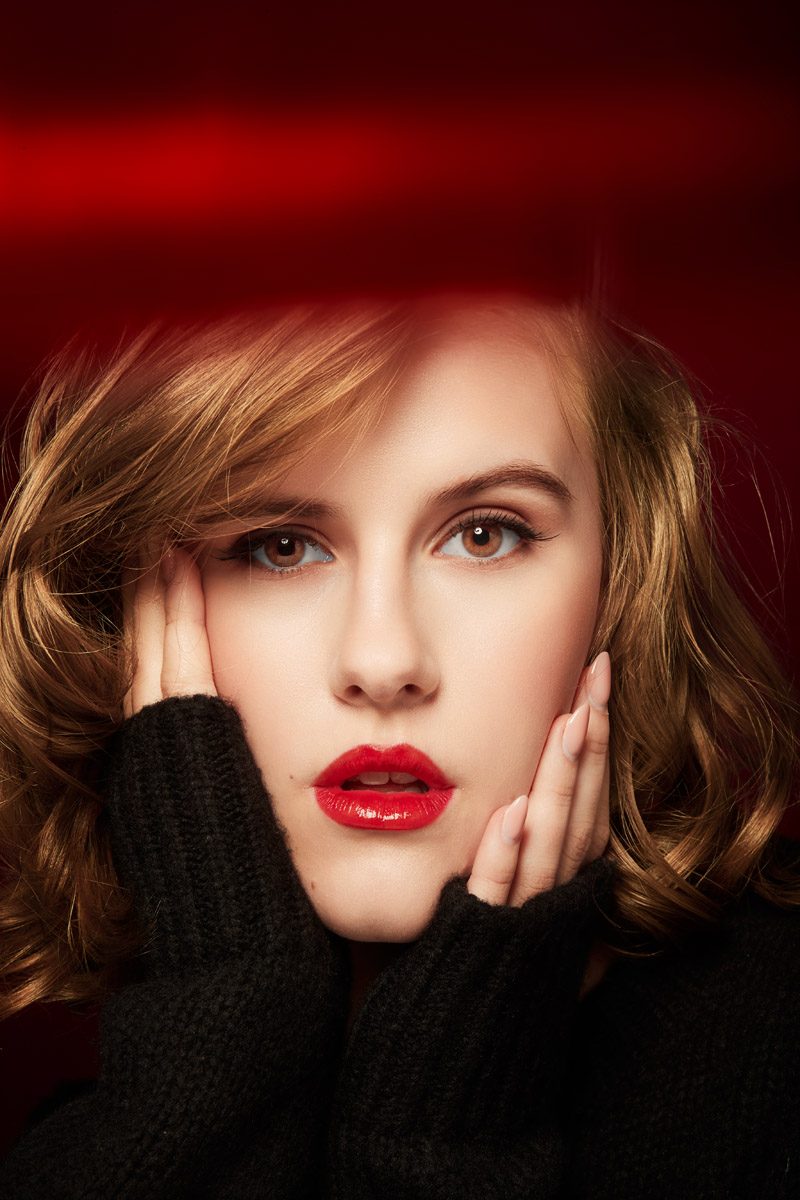 Model Sofiag — Editorial